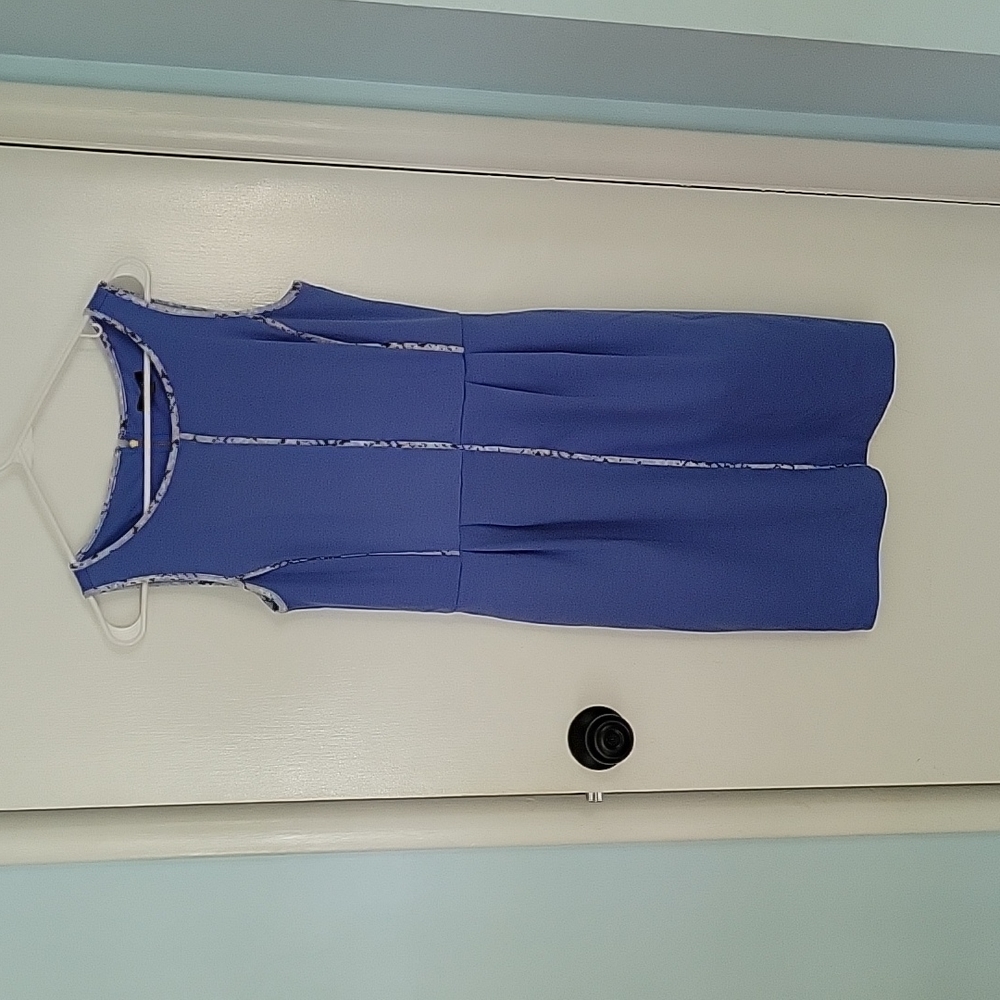 Violet adorable apt 9 dress with pockets